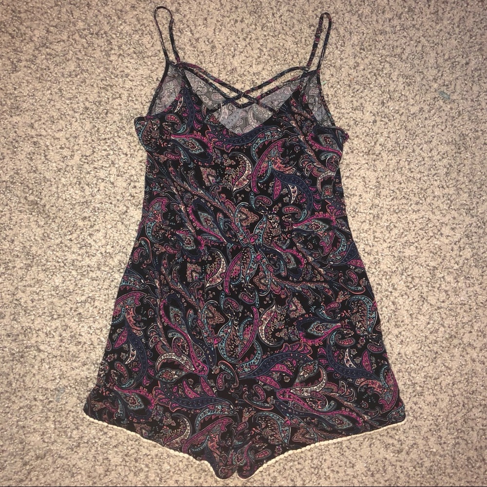 Hollister Purple Paisley Romper💜 - Picture 3 of 6